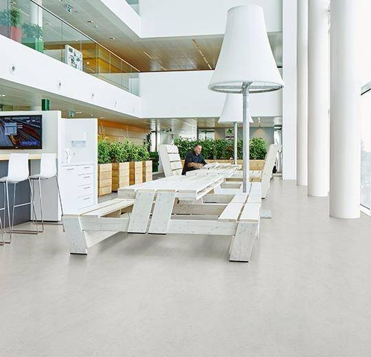 Forbo Marmoleum Solid Concrete Asteroid 3732 2.5mm