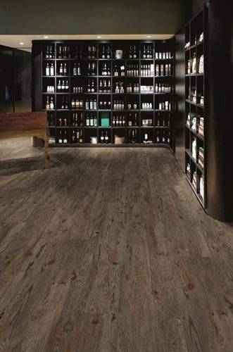 Polyflor Expona Commercial Brown Weathered Spruce 4072